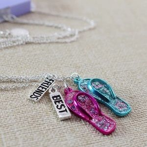 Twin brothers sister friends choker